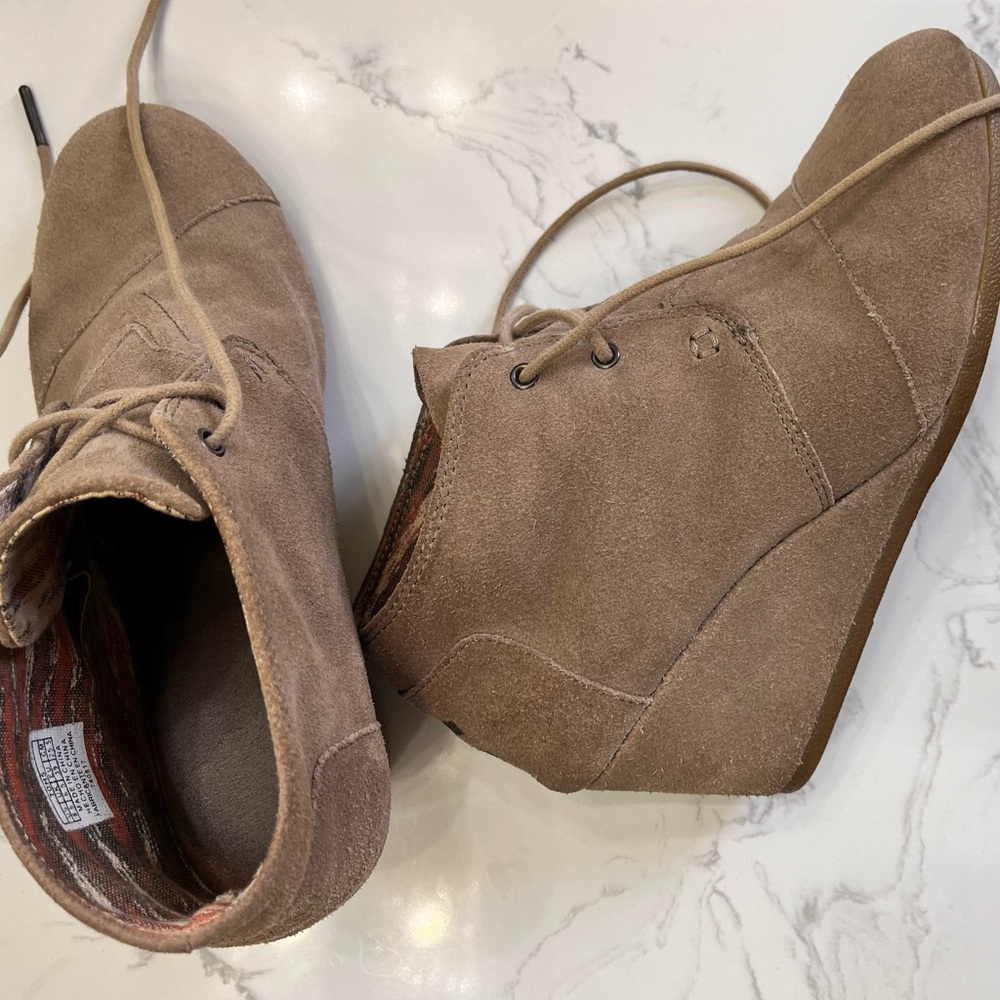 Toms Tan Suede Ankle Boots